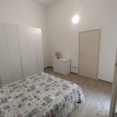 Santa Croce Apartman *